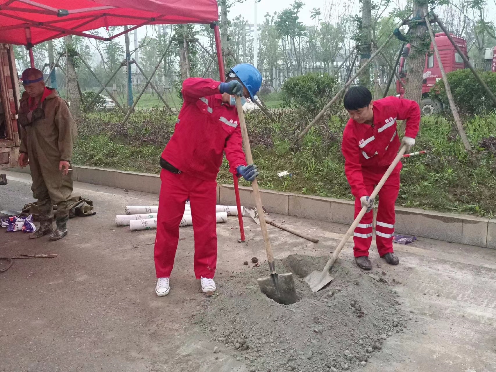 新河管道疏通哪家好】及时进行市政管道清淤